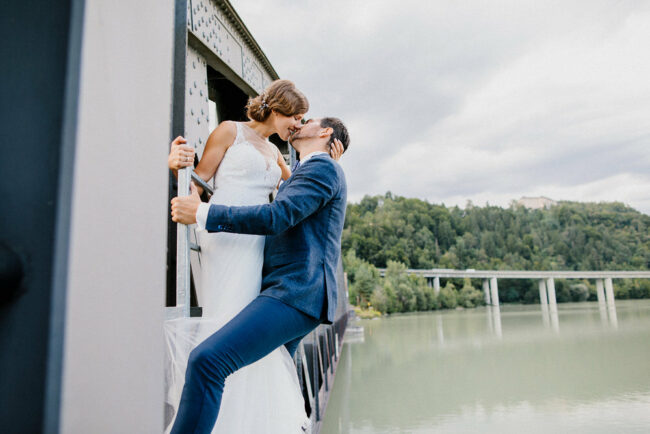 Fotograf, Hochzeit,Kärnten, Hochzeitsfotograf, Hochzeitslocation, Brautpaarfotos, Fotostudio, Fotograf Villach, Alte Schule,