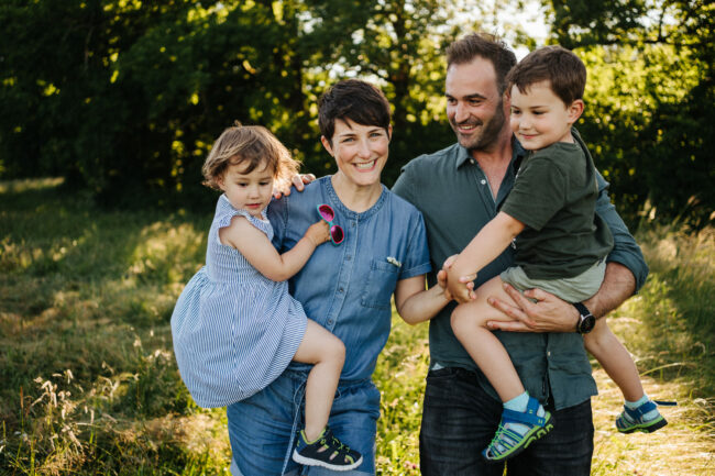 Fotograf Kärnten, Fotostudio Villach, Fotograf Villach, Fotostudio Kärnten, Babyfotografie, Newbornfotos, Bewerbungsportrait, Bewerbungsfotos, Business Porträt, Familienfotos, Fotostudio, Photostudio, Photograph Villach, Hochzeitsfotograf Kärnten, Hochzeitsfotos, Pressefotografie,Kinderfotos, Studiofotografie, Neugeborenen Fotografie, Fotografie Villach, Kinderfotos, Studioshootings