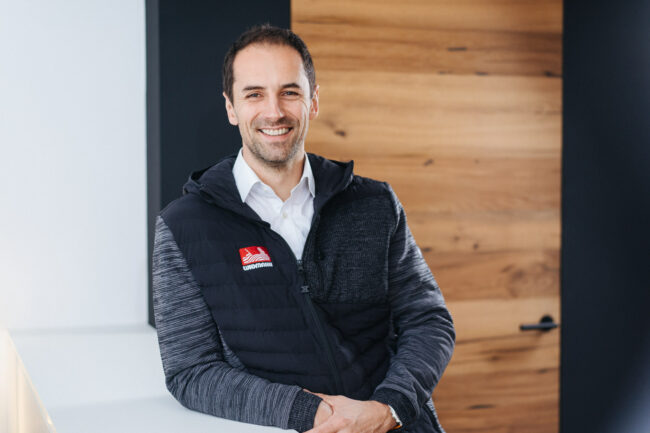 Fotograf Kärnten, Fotostudio Villach, Fotograf Villach, Fotostudio Kärnten, Babyfotografie, Newbornfotos, Bewerbungsportrait, Bewerbungsfotos, Business Porträt, Familienfotos, Fotostudio, Photostudio, Photograph Villach, Hochzeitsfotograf Kärnten, Hochzeitsfotos, Pressefotografie,Kinderfotos, Studiofotografie, Neugeborenen Fotografie, Fotografie Villach, Kinderfotos, Studioshootings